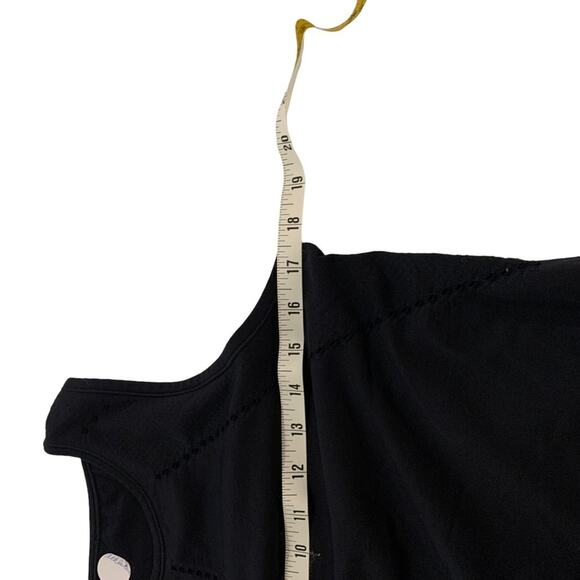 ATHLETICA sports top. Split in back. Size by measurements. Size M - Picture 8 of 8